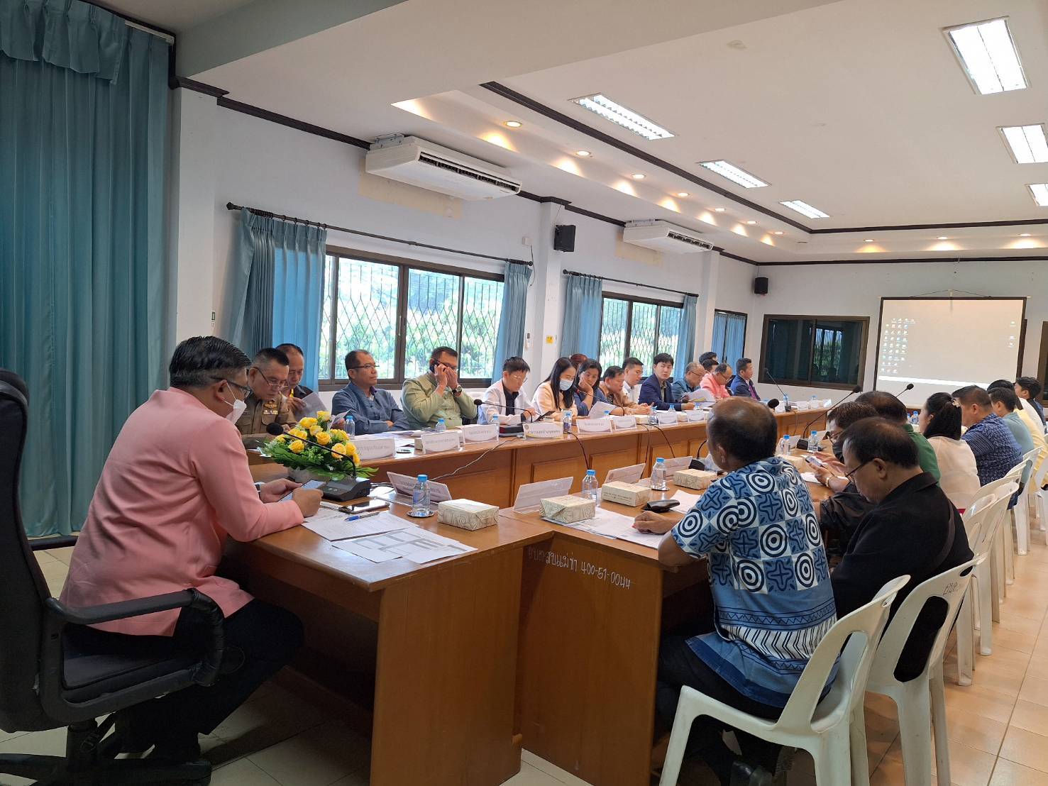 รายงานการประชุมเชิงปฏิบัติการส่งเสริมการบูรณาการกลไกการขับเคลื่อนการขจัดความยากจน