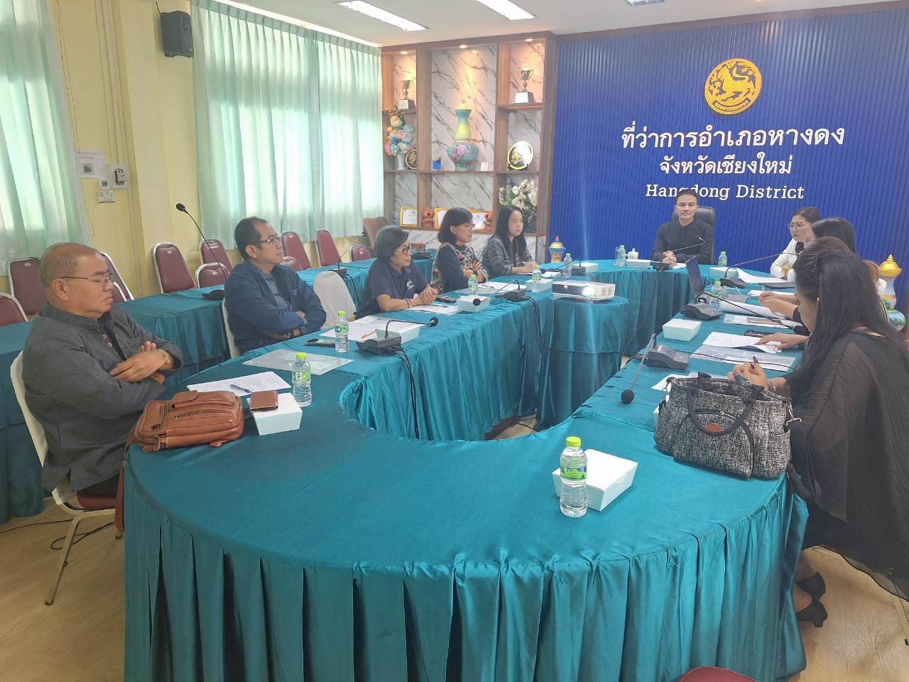 ประชุมคณะอนุกรรมการกลั่นกรองและติดตามการดำเนินงานกองทุนพัฒนาบทบาทสตรีอำเภอหางดง ครั้งที่ 4/2569